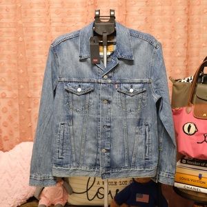 Levi’s Sustainable material Truckers Denim jacket